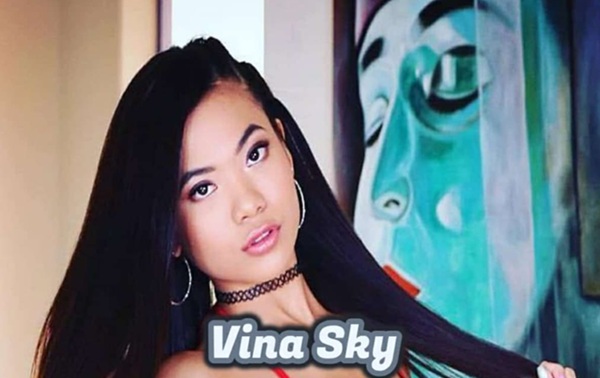 Vina Sky Story